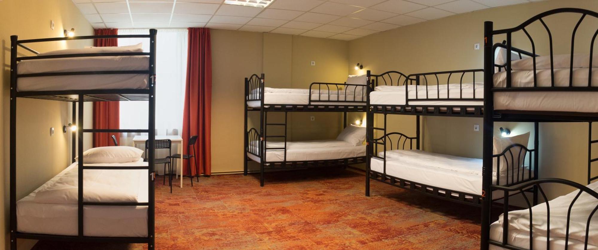 B13 Hostel Sibiu Dış mekan fotoğraf