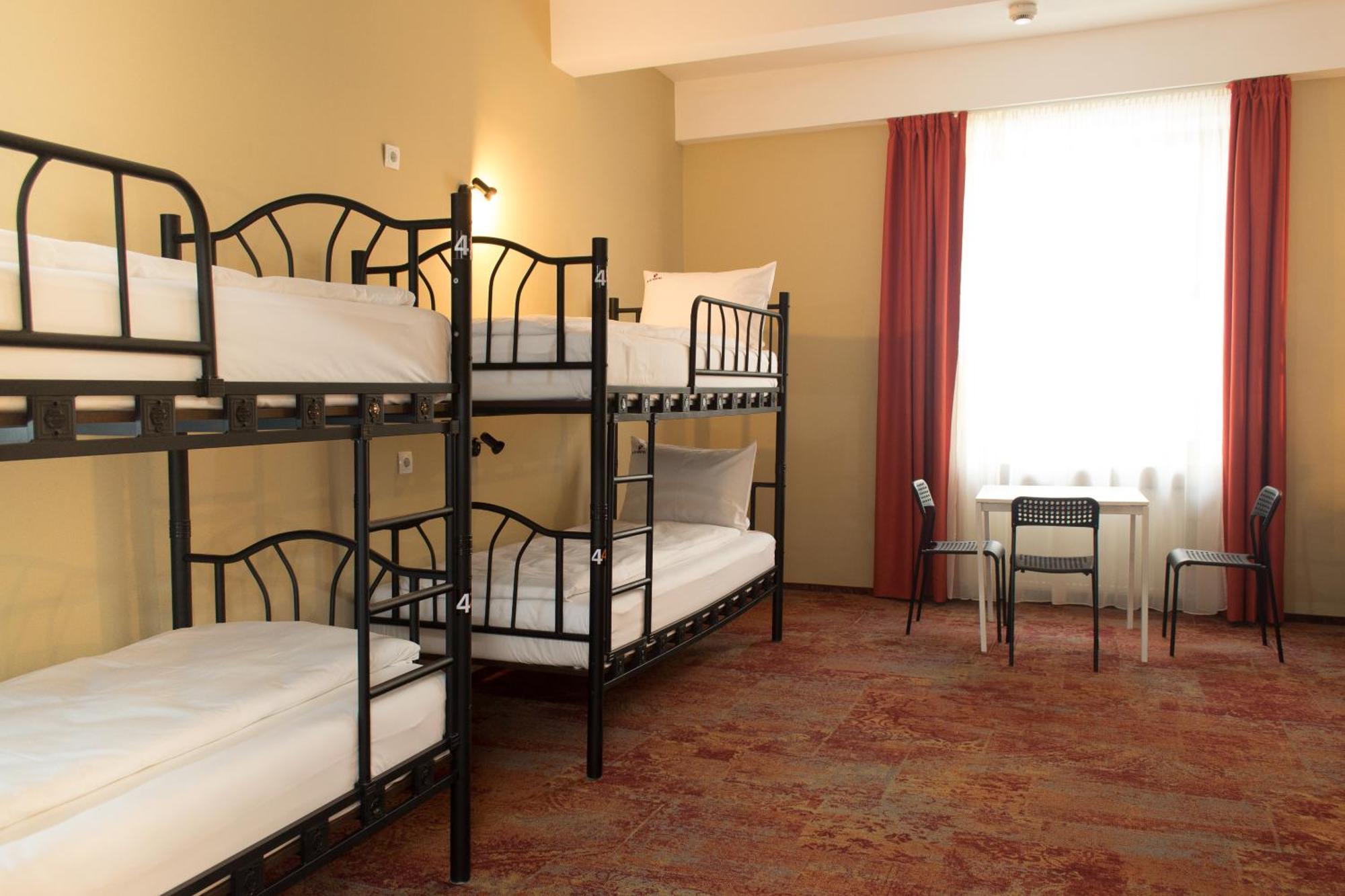 B13 Hostel Sibiu Dış mekan fotoğraf