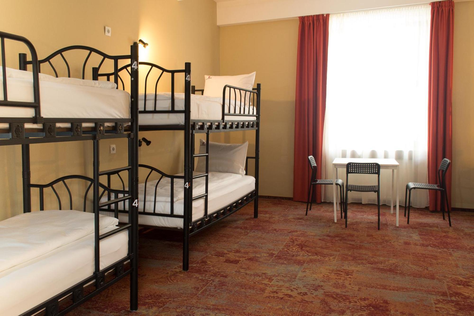 B13 Hostel Sibiu Dış mekan fotoğraf