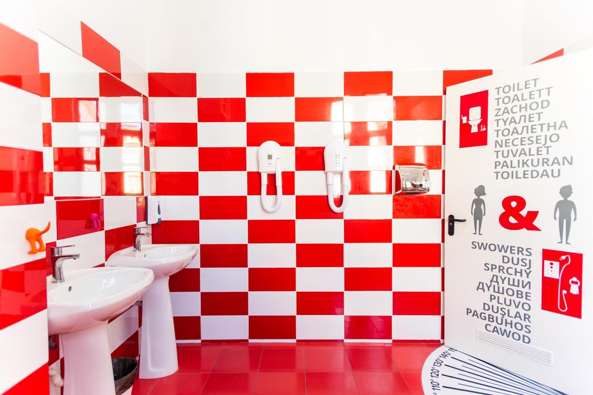 B13 Hostel Sibiu Dış mekan fotoğraf